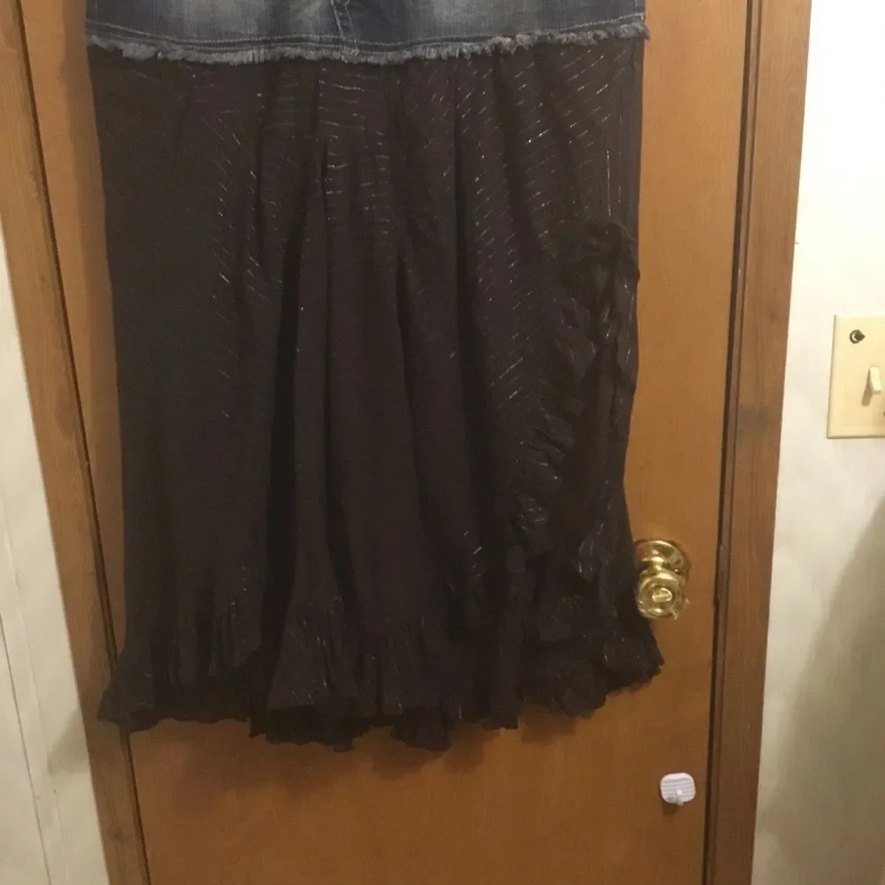 Candies 2000s Denim and Dark Wash Brown Striped Ruffle Y2K Tier Midi Skirt 11